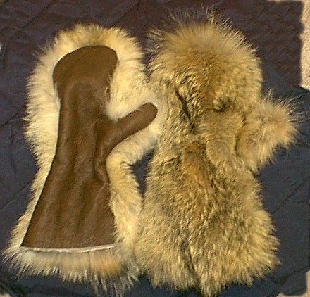 coyotebrownsheepskinfleecemittens.jpg